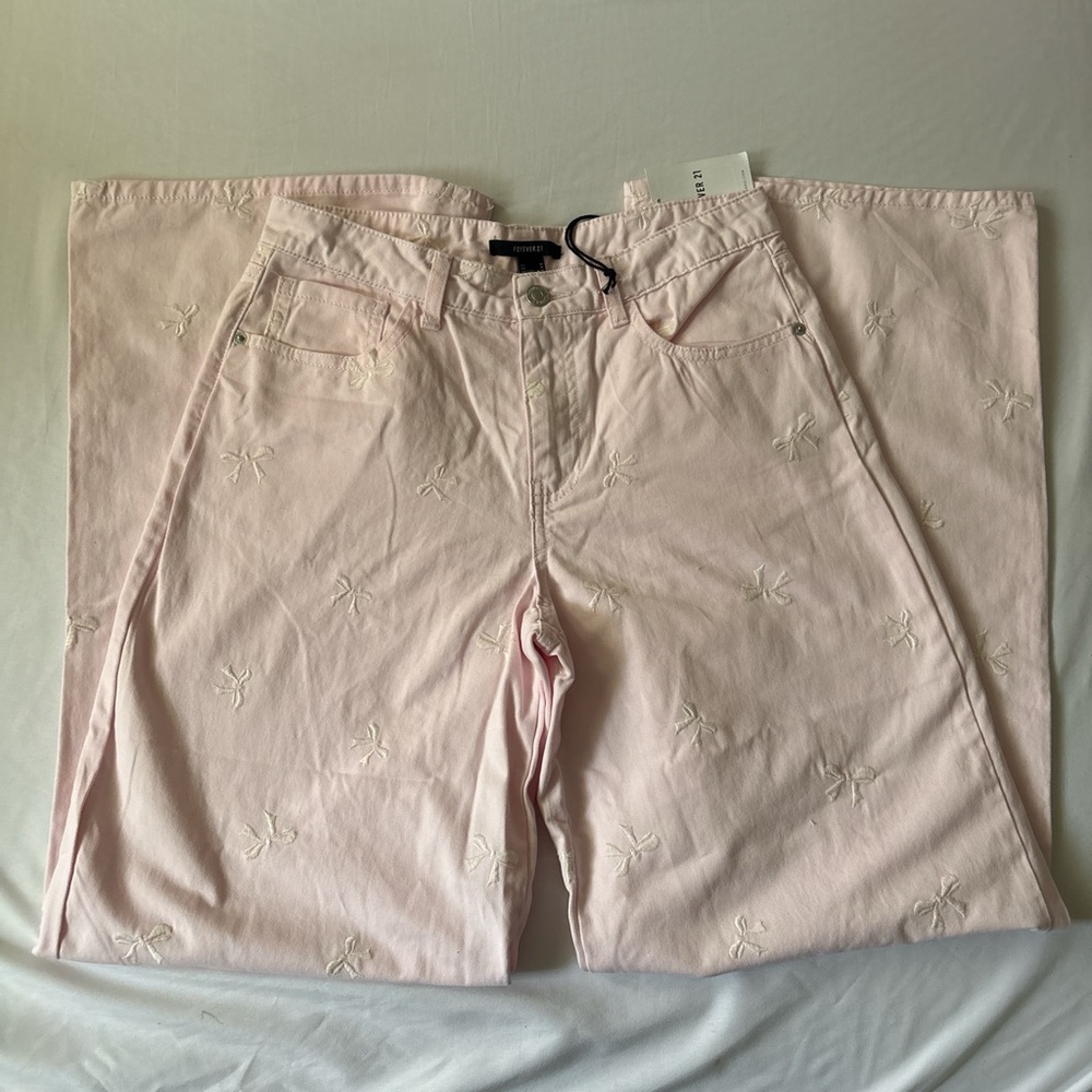 Bow Embroidered Baggy Pants